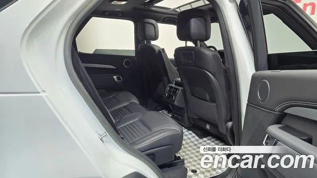 Land Rover Discovery — Фото автомобиля 16