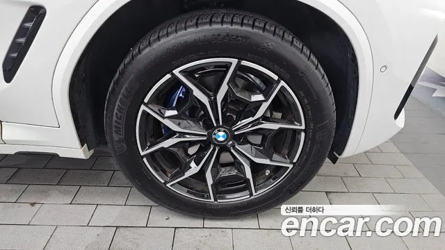 BMW X4 xDrive20i M Sport — Фото автомобиля 18