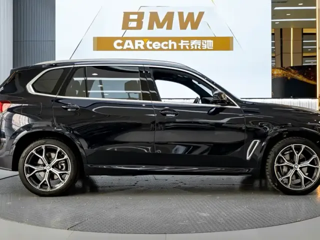 BMW X5 — Фото автомобиля 4