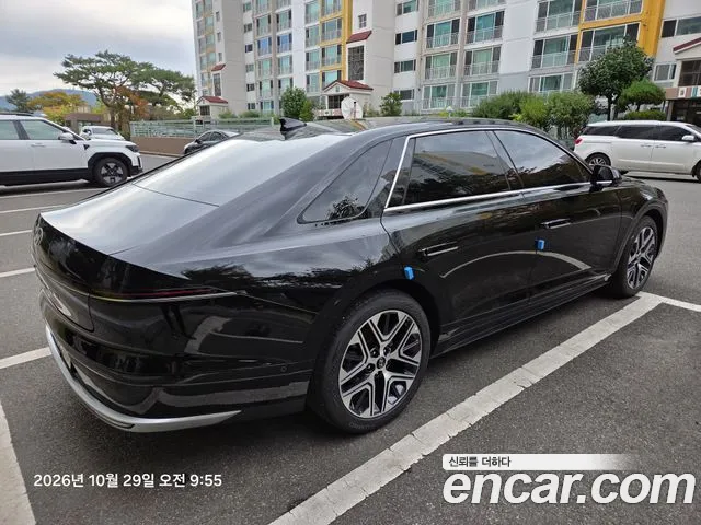 Hyundai Grandeur GN7 — Фото автомобиля 2
