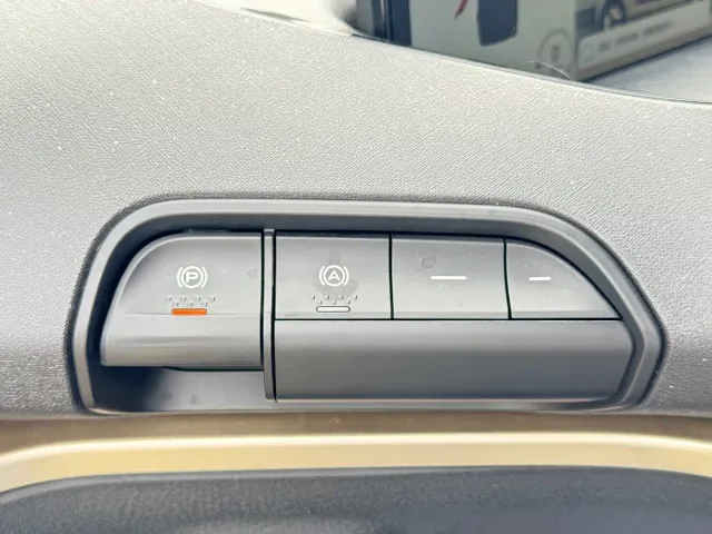 Baojun KiWi EV — Фото автомобиля 9