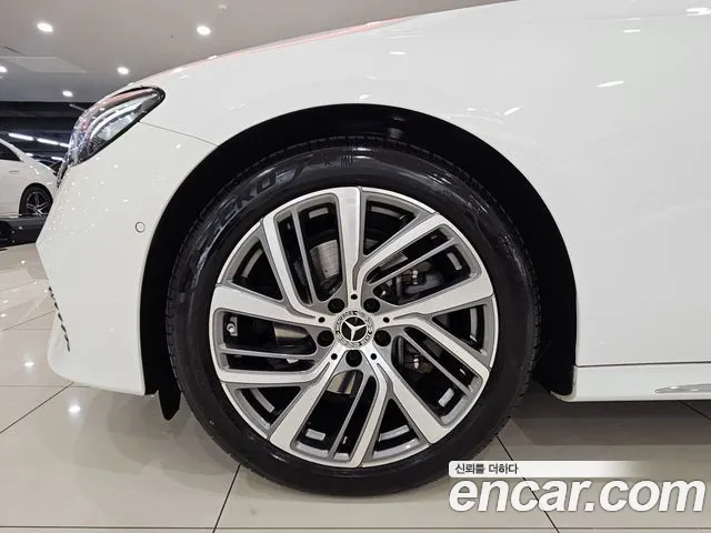 Mercedes-Benz E-Class W214 — Фото автомобиля 5