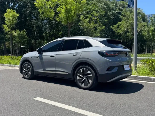 Volkswagen ID.4 Crozz — Фото автомобиля 4