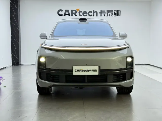 Li Auto L9 — Фото автомобиля 2