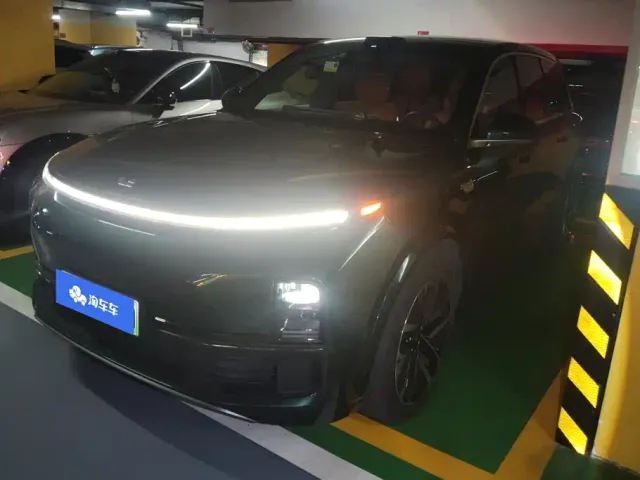 Фотография автомобиля — Li Auto L9