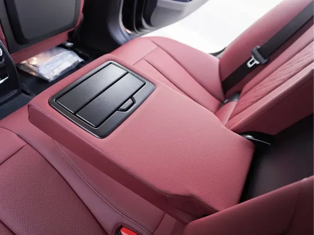 BMW 3 Series — Фото автомобиля 24