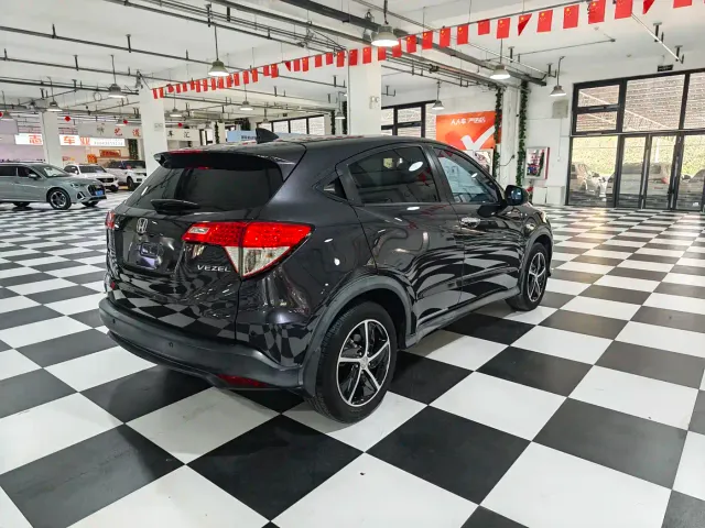 Honda Vezel — Фото автомобиля 9