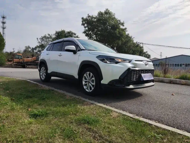 Toyota Frontlander — Фото автомобиля 10