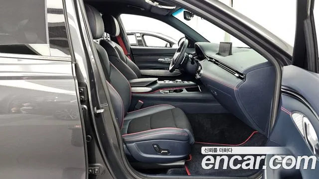 Genesis GV70 2.5T Бензин AWD — Фото автомобиля 11