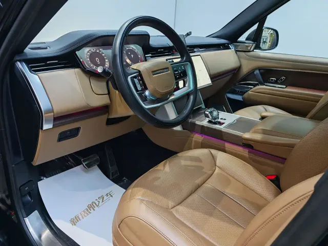 Land Rover Range Rover — Фото автомобиля 12