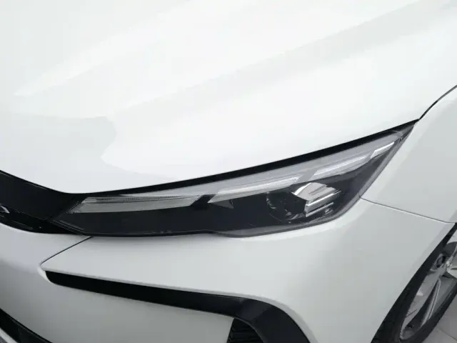 Geely Emgrand L — Фото автомобиля 7
