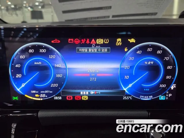 Mercedes-Benz EQA H243 — Фото автомобиля 12