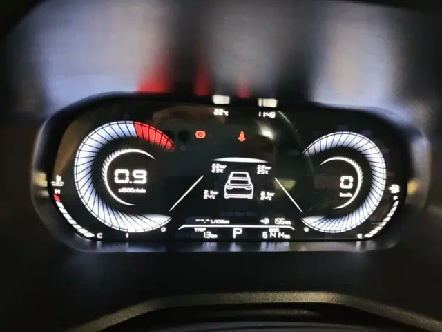 Geely Emgrand — Фото автомобиля 11