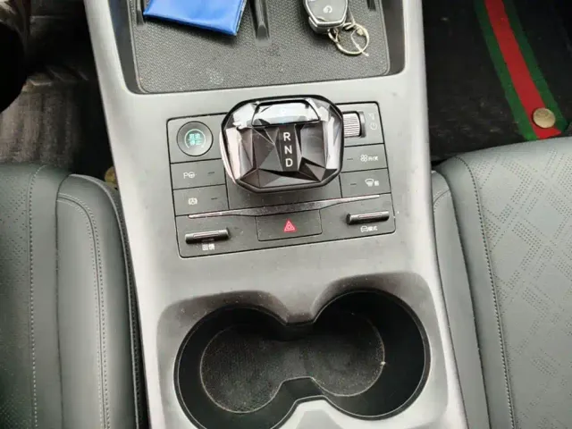 BYD Qin PLUS — Фото автомобиля 13