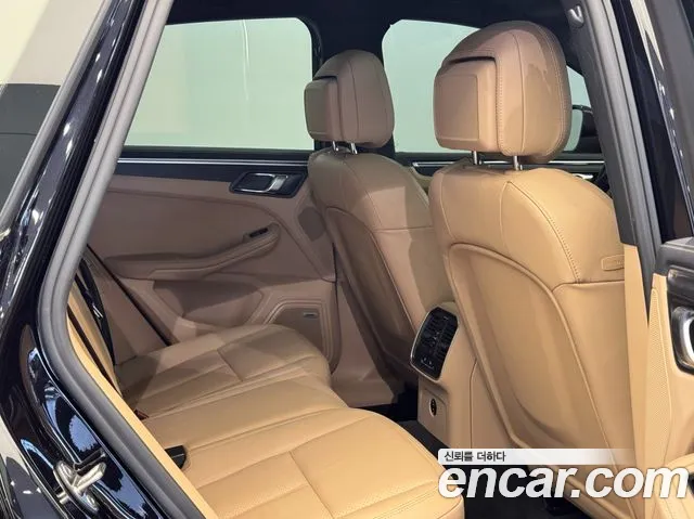 Porsche Macan — Фото автомобиля 10