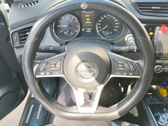 Nissan X-Trail — Фото автомобиля 15