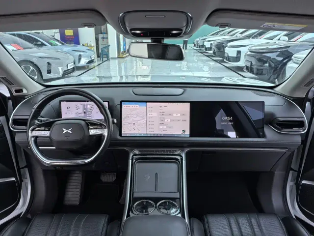 Xpeng G9 — Фото автомобиля 7