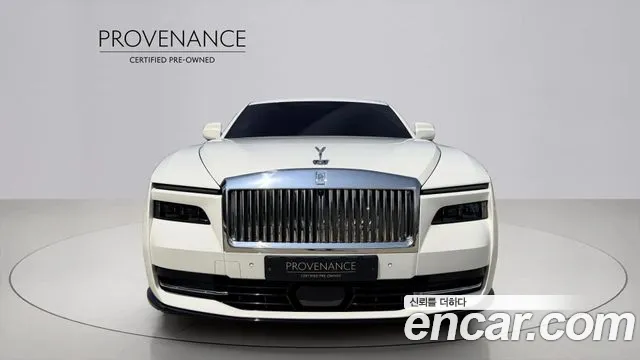 Rolls-Royce Spectre — Фото автомобиля 3