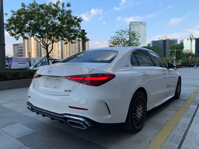 Mercedes-Benz C-Class — Фото автомобиля 10