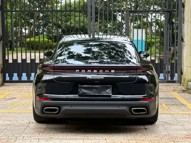 Porsche Panamera — Фото автомобиля 7
