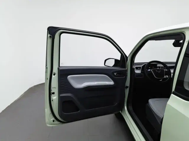 Wuling Hongguang Mini EV — Фото автомобиля 8