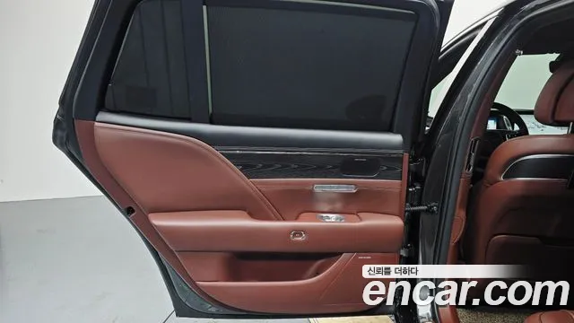 Genesis G90 — Фото автомобиля 25