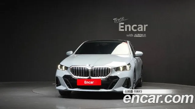 BMW 5-Series — Фото автомобиля 3