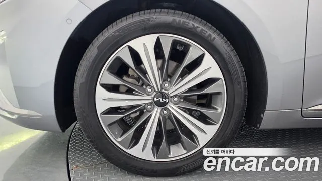 Kia K8 K8 Hybrid — Фото автомобиля 5