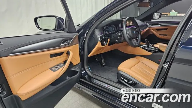 BMW 5-Series — Фото автомобиля 10