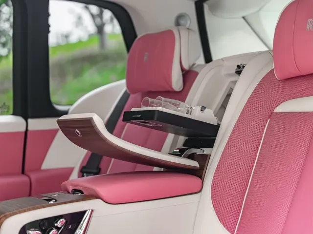 Rolls-Royce Cullinan — Фото автомобиля 15