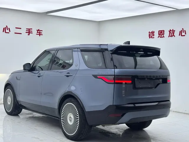 Land Rover Discovery — Фото автомобиля 18