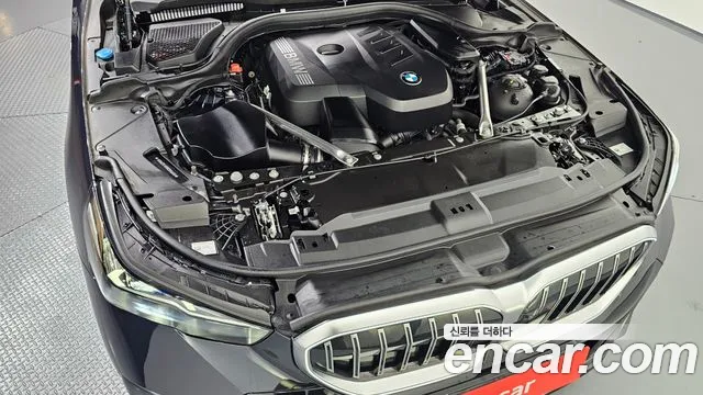 BMW 5 Series G60 — Фото автомобиля 9