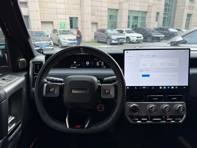 iCAR V23 — Фото автомобиля 7