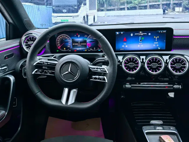Mercedes-Benz A-Class — Фото автомобиля 8