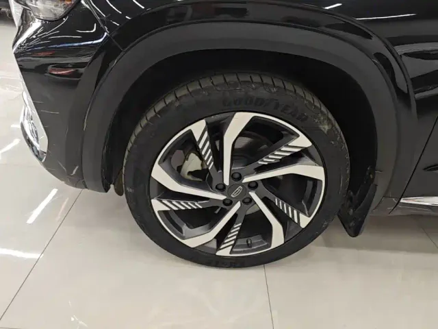 Geely Xingyue L — Фото автомобиля 22