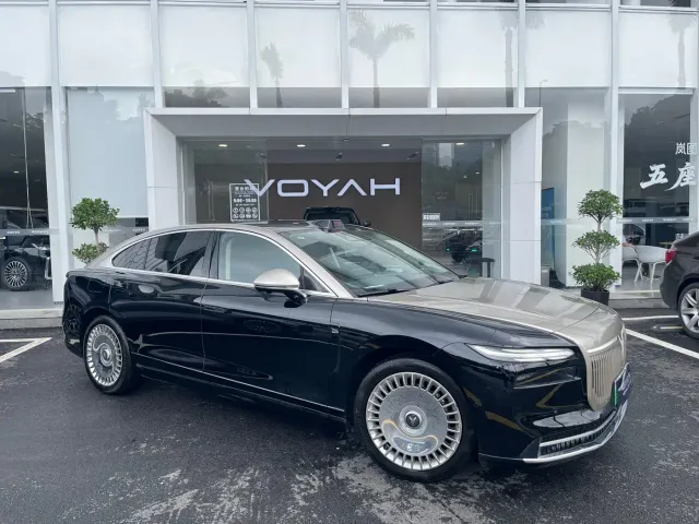 Voyah Zhuiguang L — Фото автомобиля 3