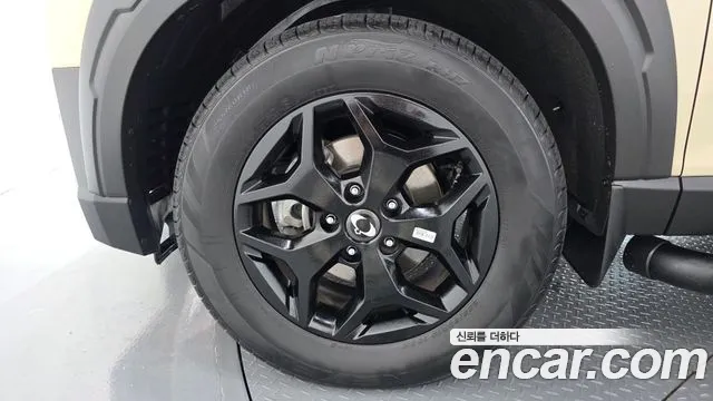 KG_Mobility_Ssangyong Rexton Новый Rexton Sport Khan Дизель 2.2 4WD — Фото автомобиля 5