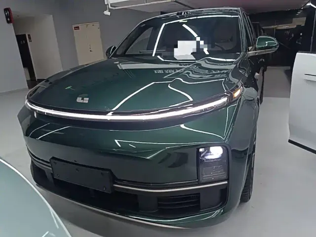Li Auto L9 — Фото автомобиля 2