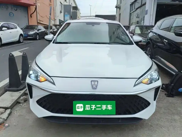 Roewe i5 — Фото автомобиля 2