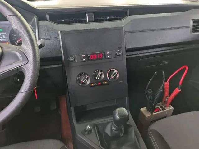 Wuling Hongguang Plus — Фото автомобиля 12
