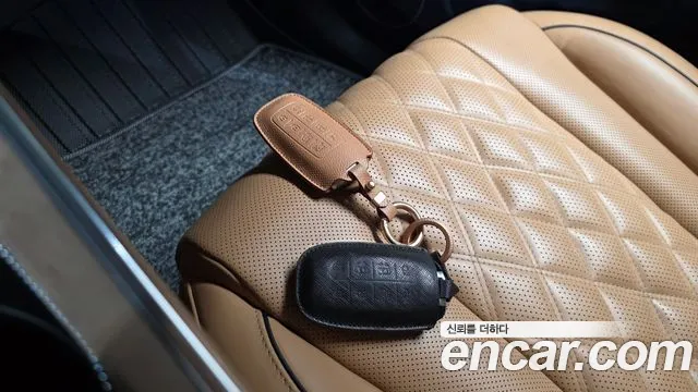 Genesis GV80 — Фото автомобиля 21