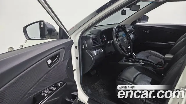 KG_Mobility_Ssangyong TIBOLI Very New Tivoli Бензин 1.5 2WD — Фото автомобиля 11