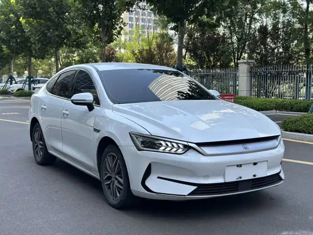 BYD Qin PLUS — Фото автомобиля 3