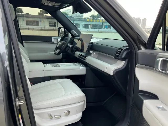BYD FangChengBao Titanium 7 — Фото автомобиля 20
