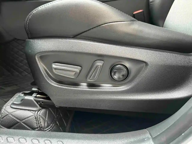 Toyota IZOA — Фото автомобиля 14