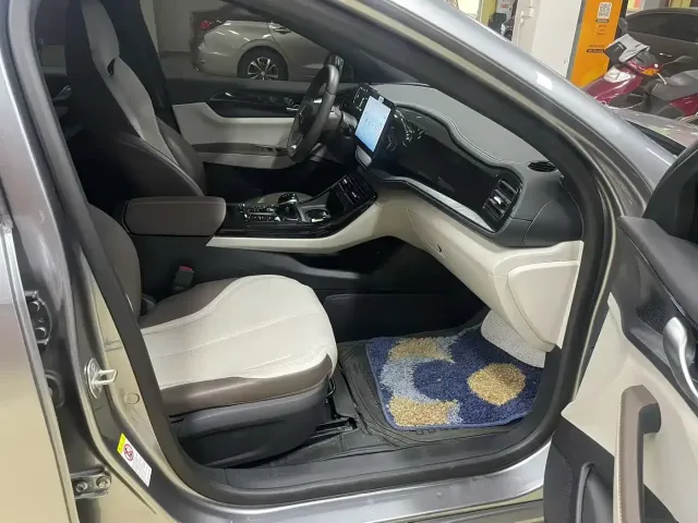 BYD Qin PLUS — Фото автомобиля 4