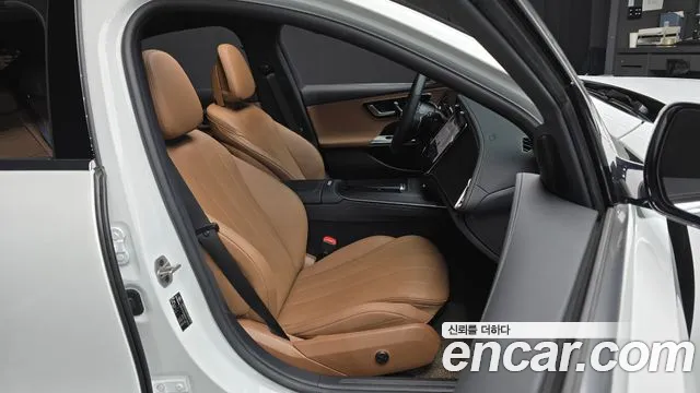 Mercedes-Benz E-Class W214 — Фото автомобиля 12