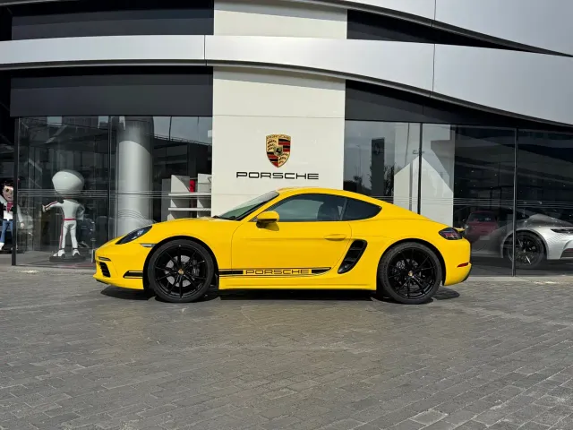 Porsche 718 — Фото автомобиля 13