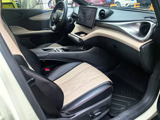 BYD Dolphin — Фото автомобиля 12