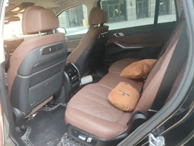 BMW X7 — Фото автомобиля 11